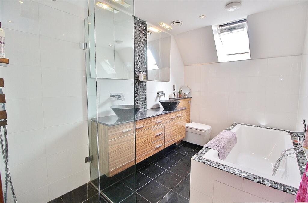 Wet Rm Style Ensuite