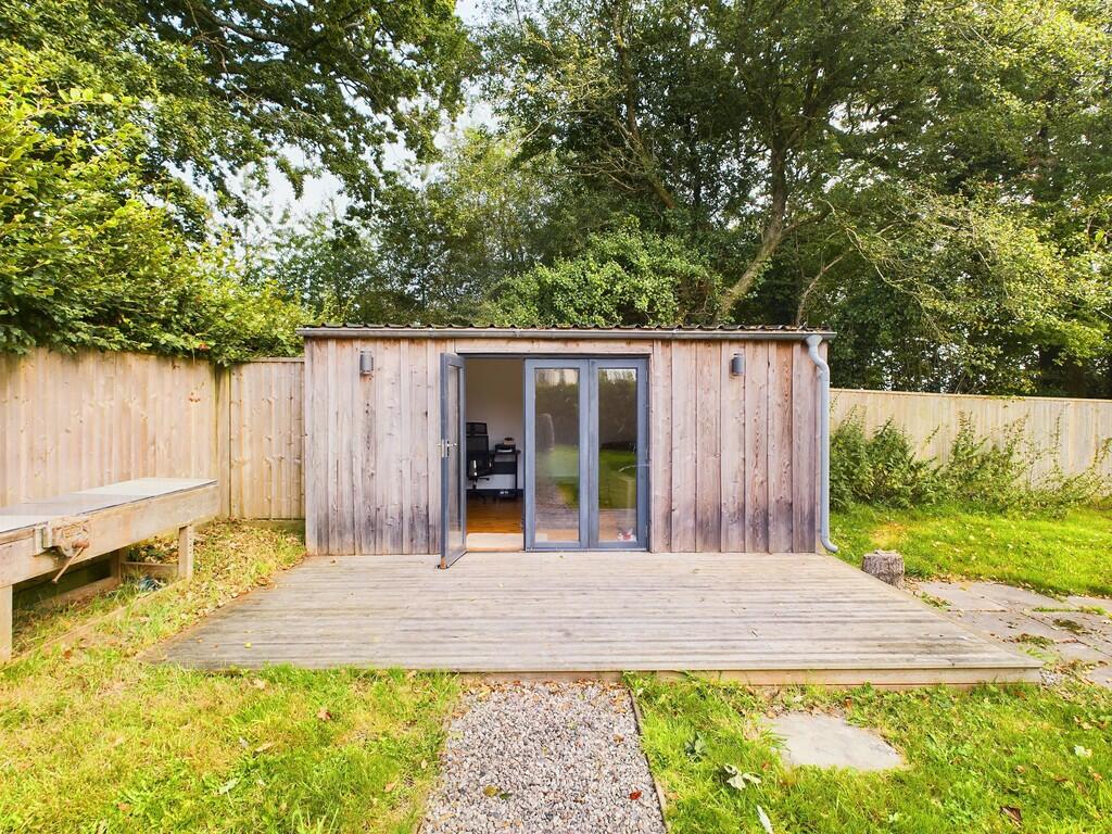 CAM03525G0-PR0168...