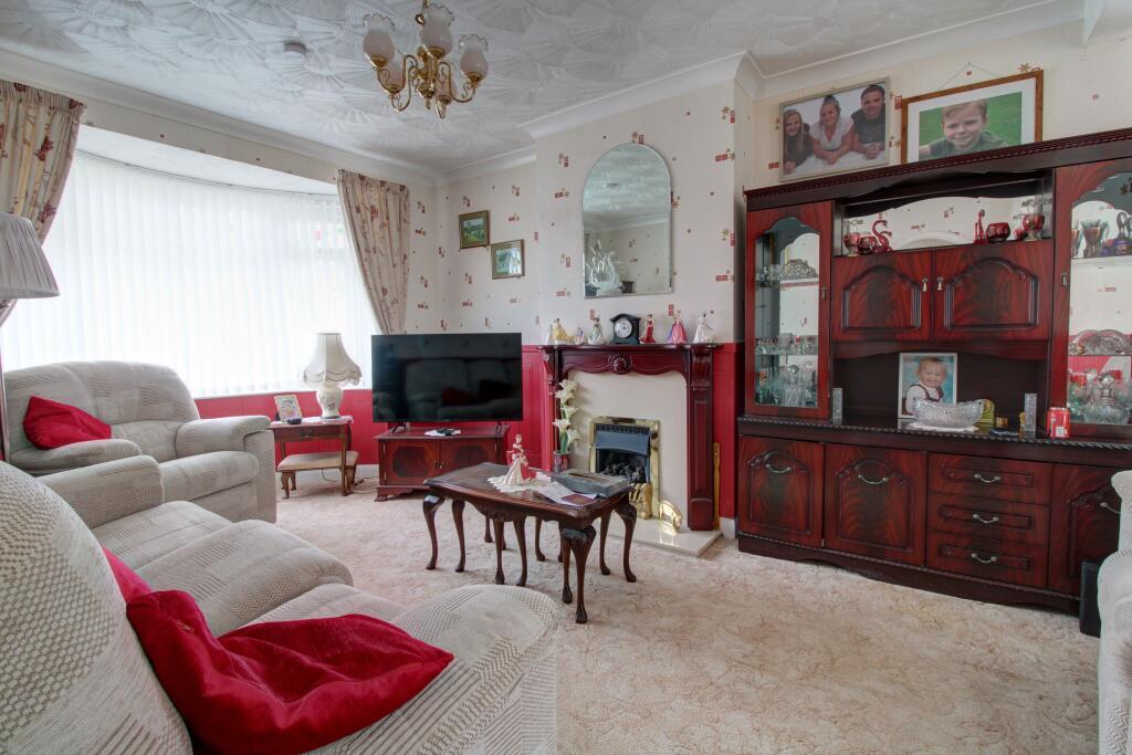 Lounge 2