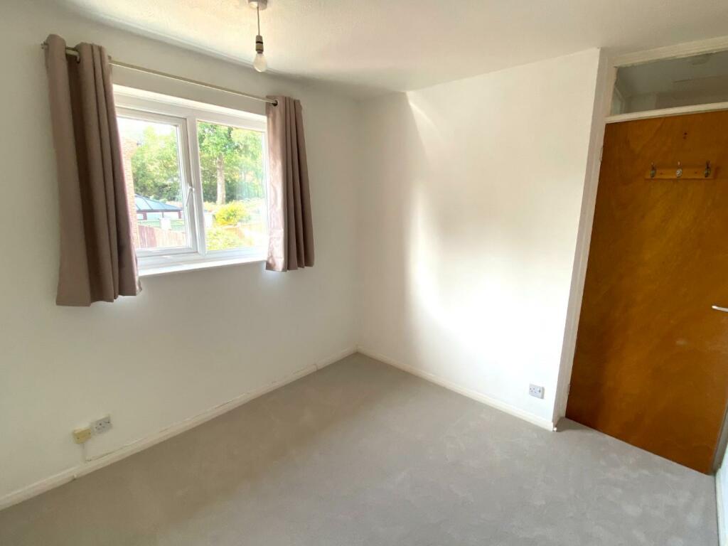 Bedroom.JPG