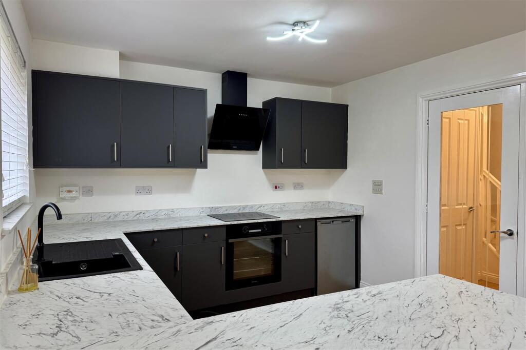 Kitchen/dining area