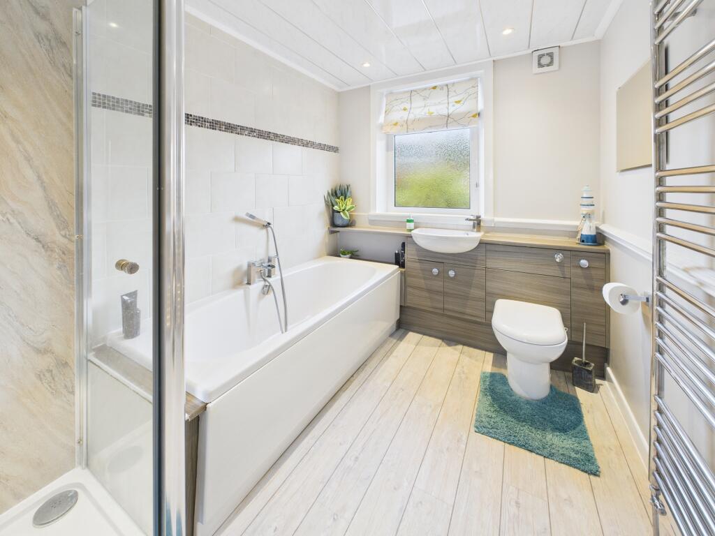 CAM03481G0-PR0118-STILL011