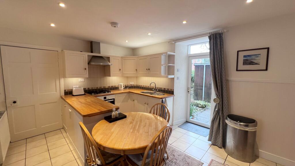 47 Castle Street, Kirkcudbright - Williamson and H