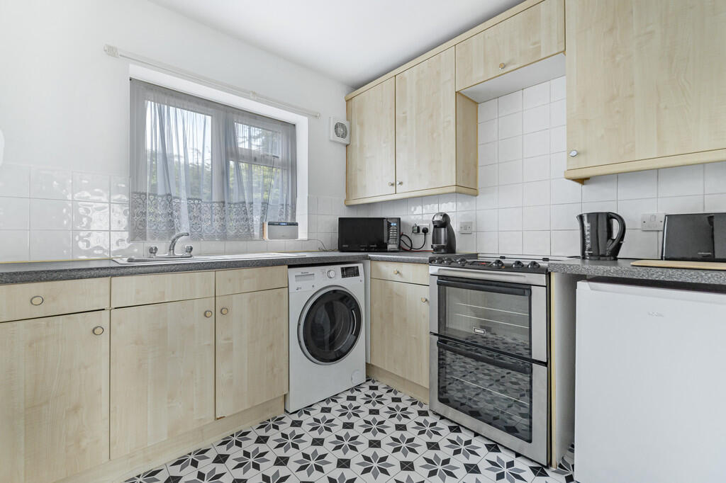 Kitchen (2)