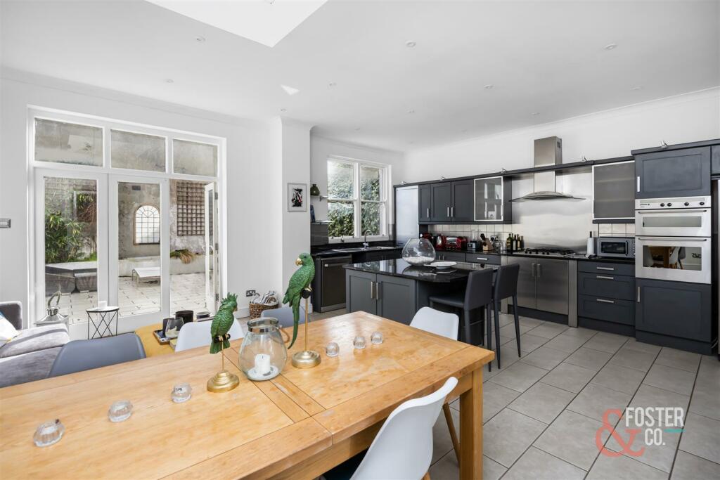 Westbourne Villas, 39a-0004.jpg