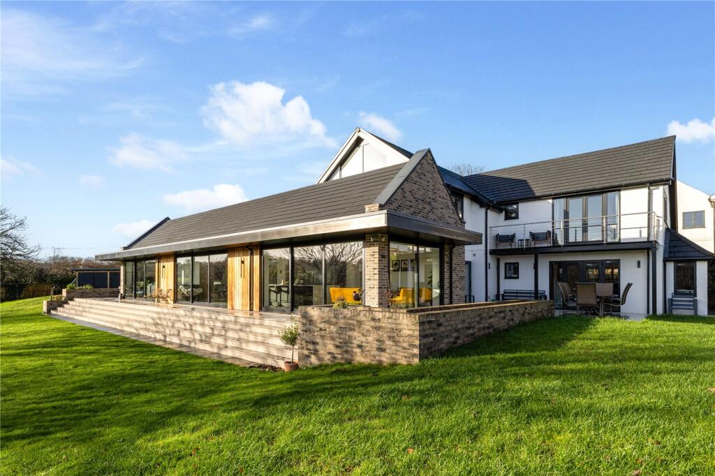 Main Road, Littleton, Winchester, Hampshire, SO22