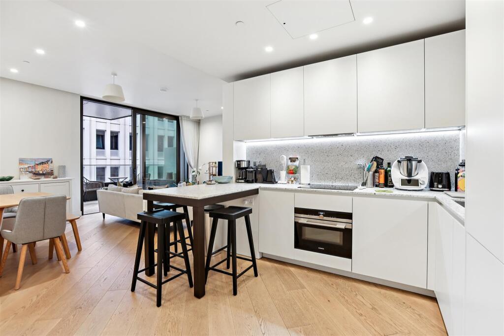 3 Wood Crescent, Television Centre W12