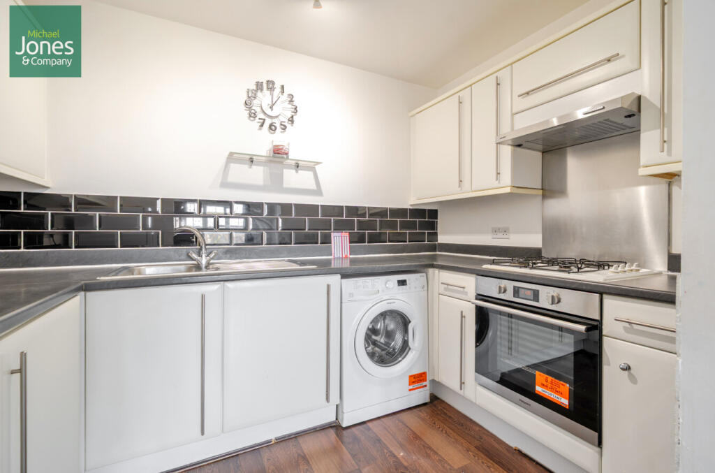 25c76e29-3811-489...