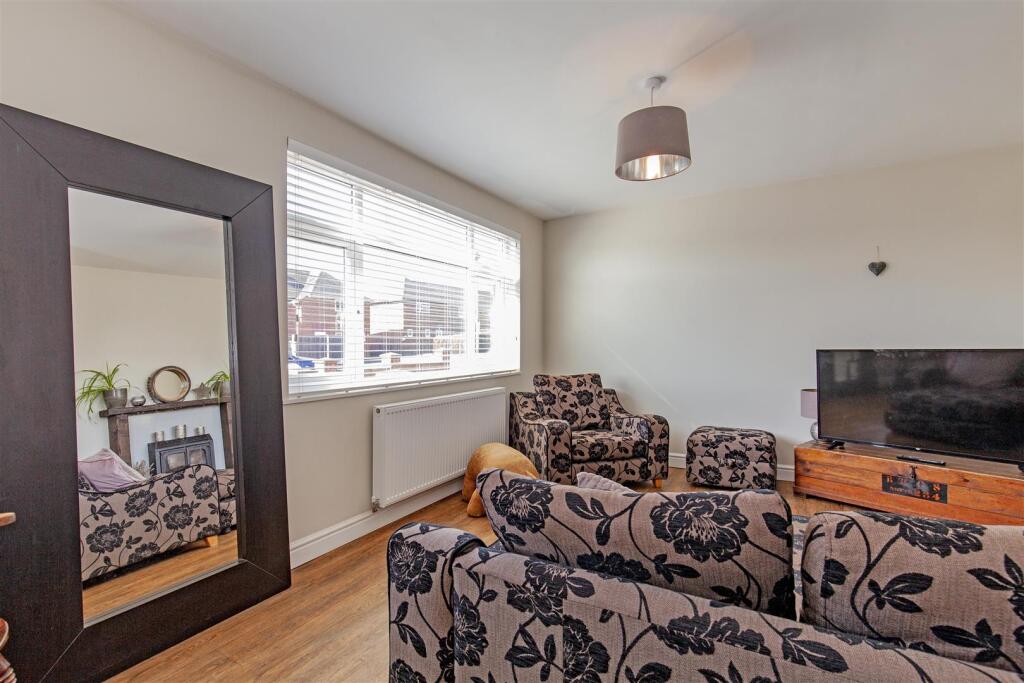 Reception Room-1.jpg