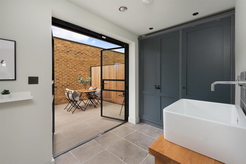 Sea Street, Whitstable