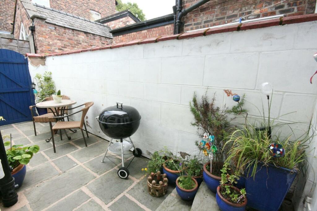 Courtyard 2
