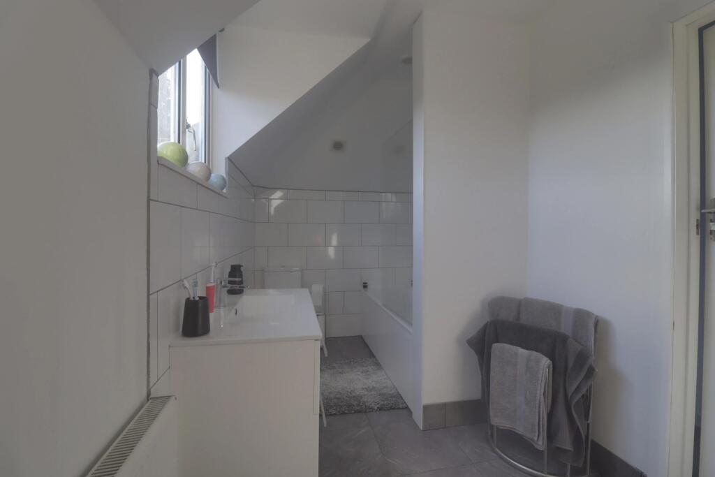 bh78awqa2_834825_1394500502630958080