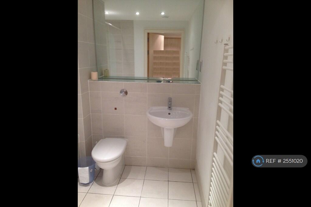 Main Bathroom