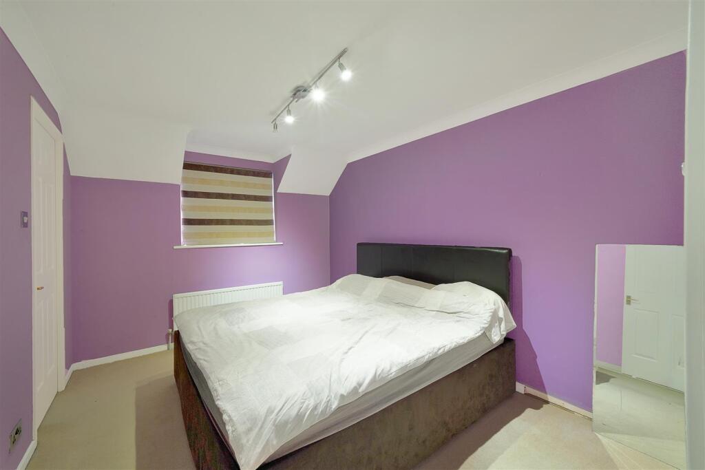 62 Priory Field Drive - qR4nVqnHFqoPWwY4XdLd.jpg