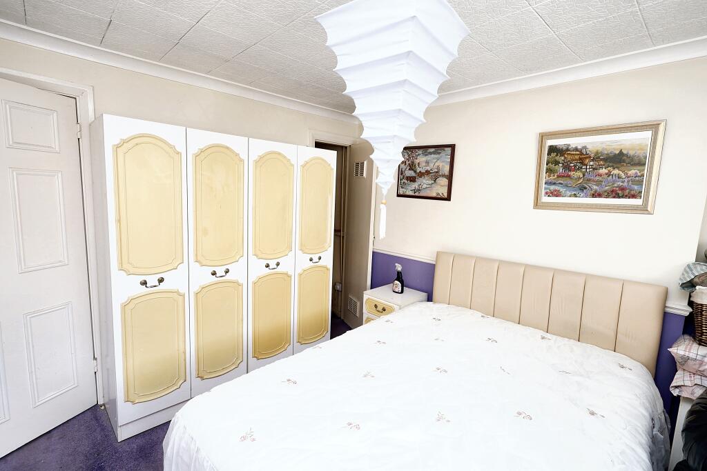 76 White Hart Lane, Romford, Essex, RM7 8JB