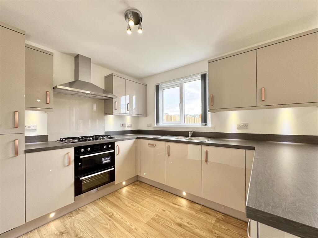 Kitchen/Dining