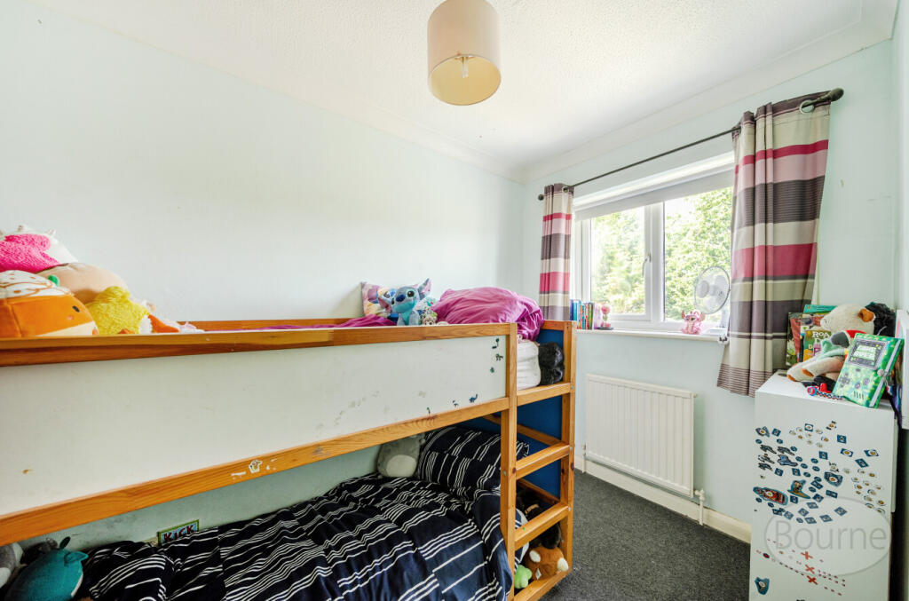 e58484f9-12fe-4e6...