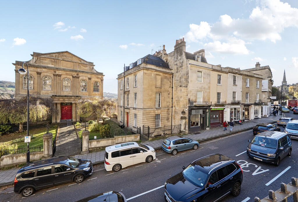 1382535-2-691b174...