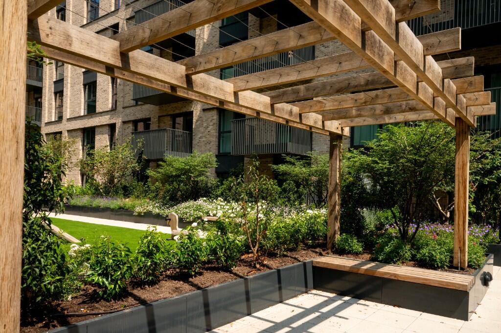 Podium Gardens