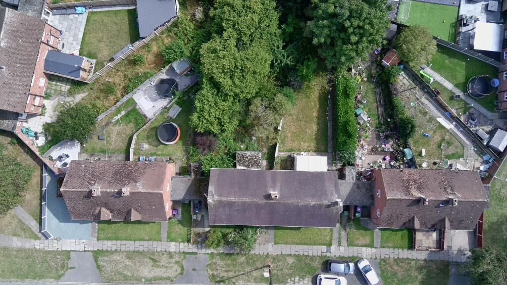 5417809 100DRONE SING0099 T202507301745.jpg