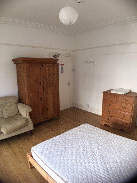 bedroomm