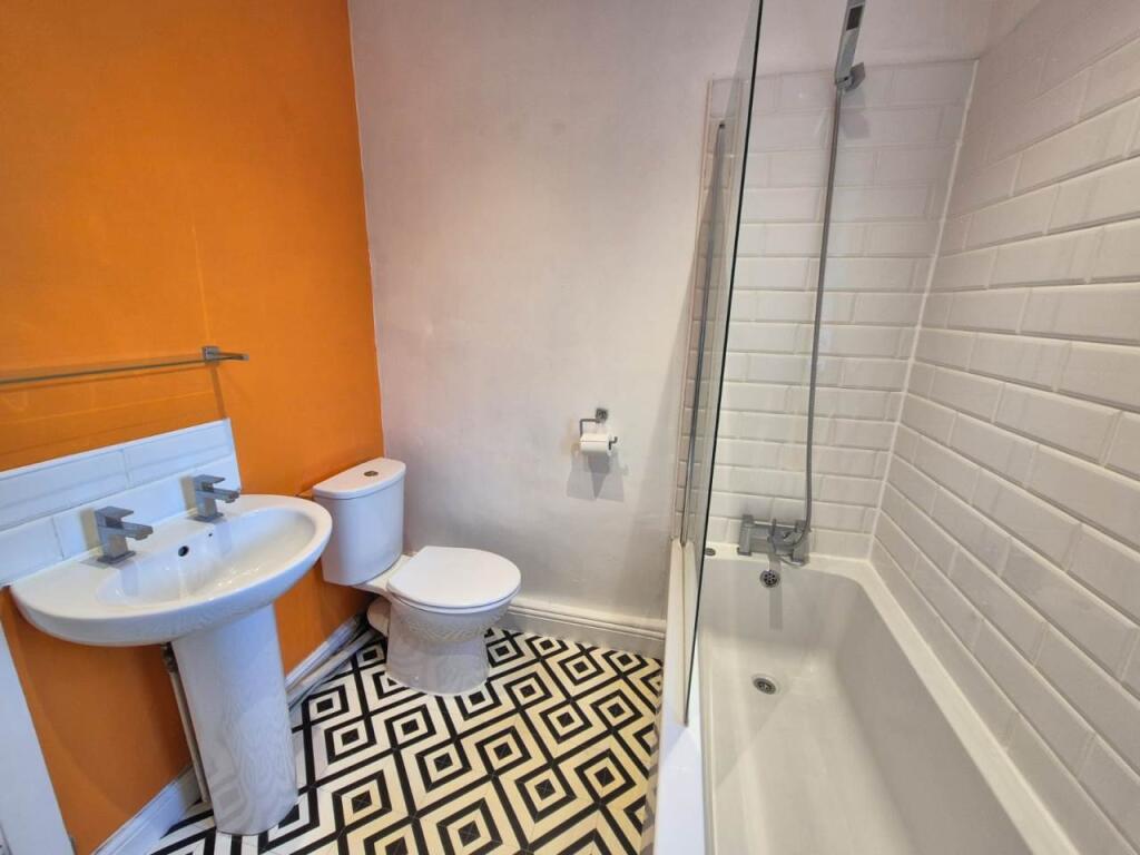 Greenacres Bathroom