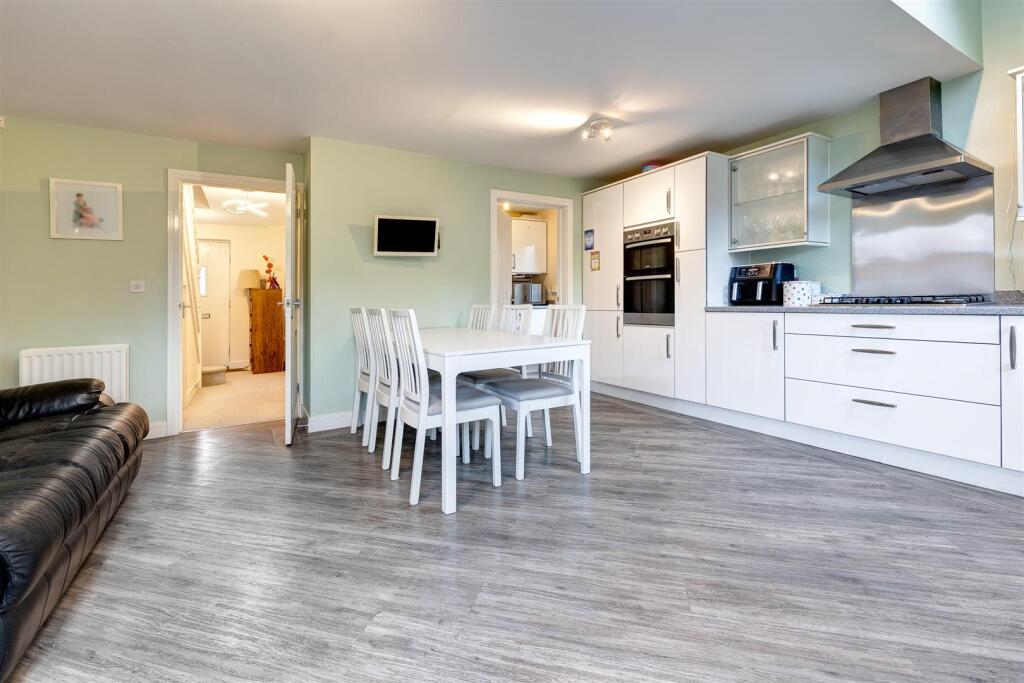 6 Pottery Lane, Lount