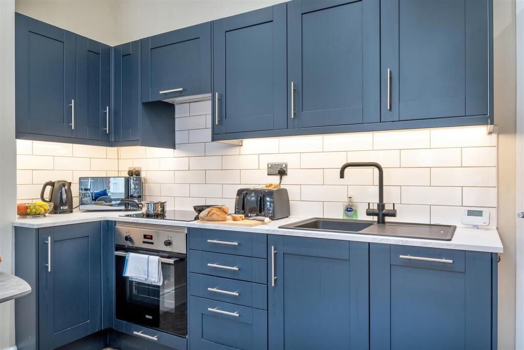 Apt 1, 6 Mapperley Park Drive Mapperley NG3 5BX