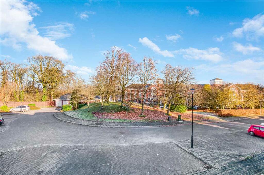 Front Outlkook &amp;