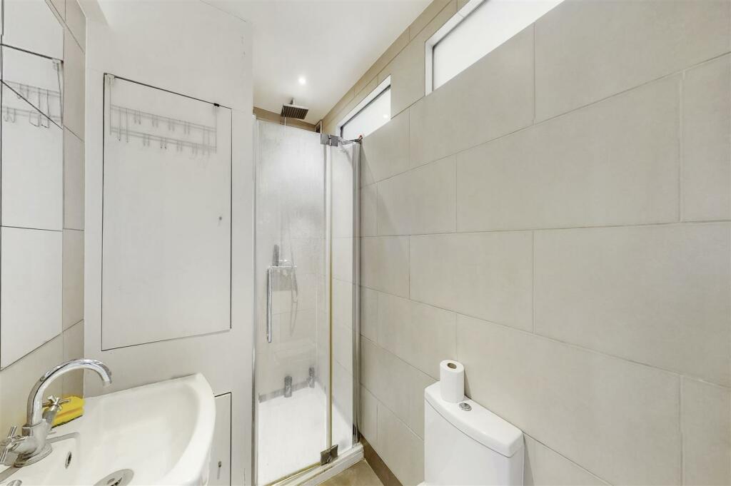 218dHigh Street - kk4iMtClnFduU9Ie4PH4.jpg