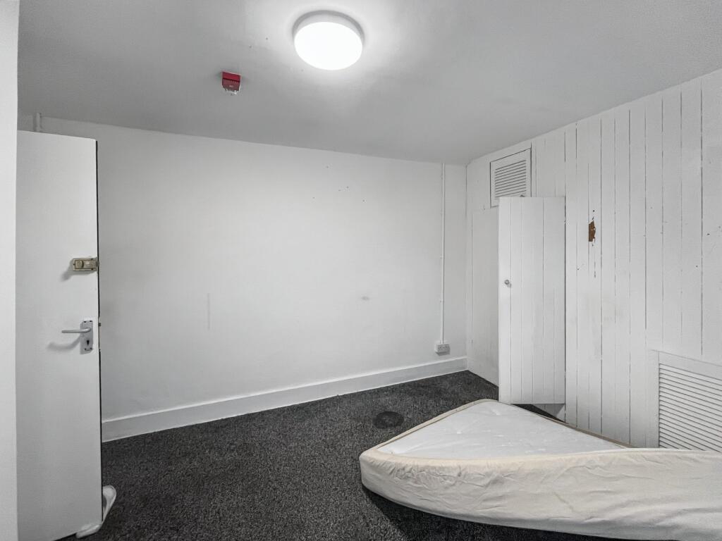 304A High Street, Sutton, Surrey, SM1 1PQ