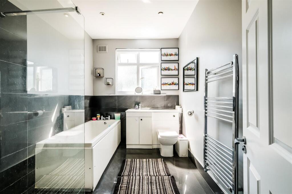 134 Gloucester Road-19.jpg