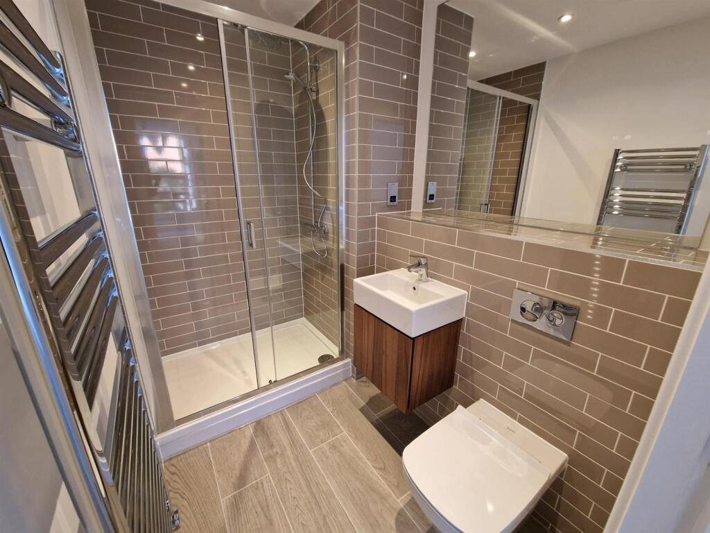 Ensuite