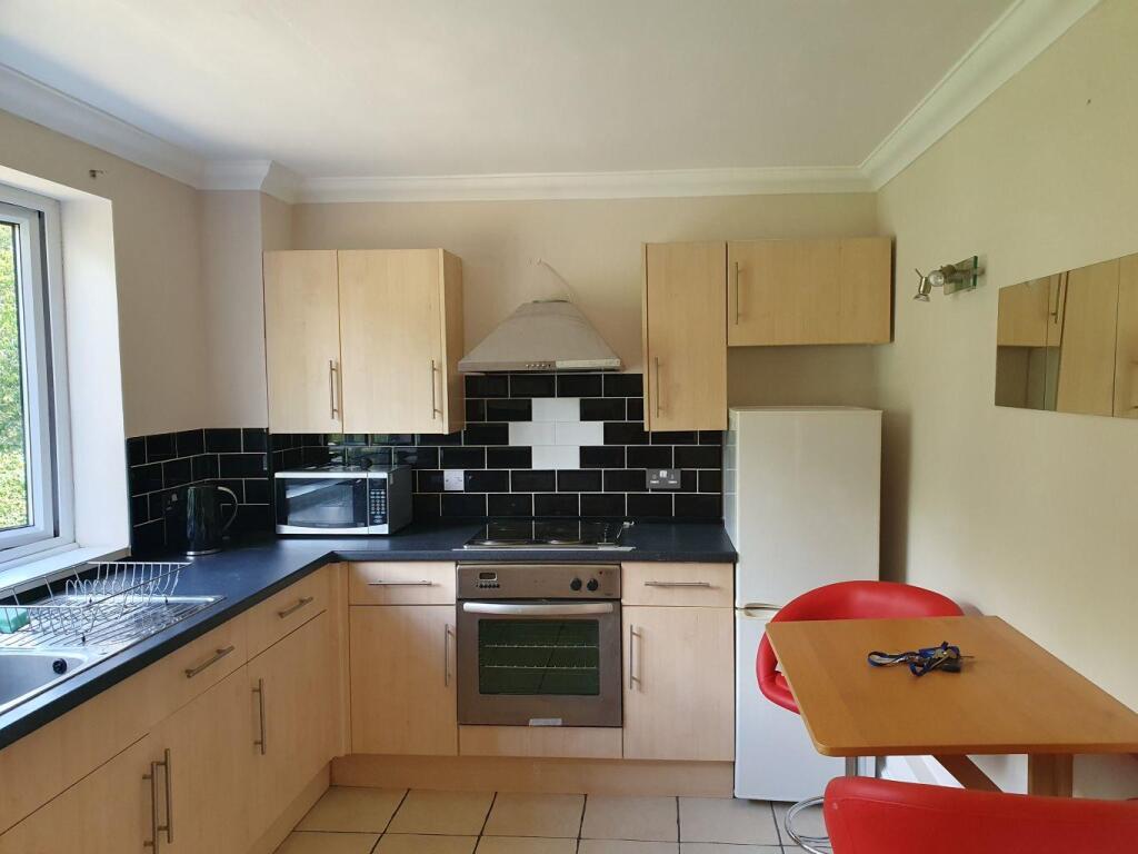 Kitchen..jpg