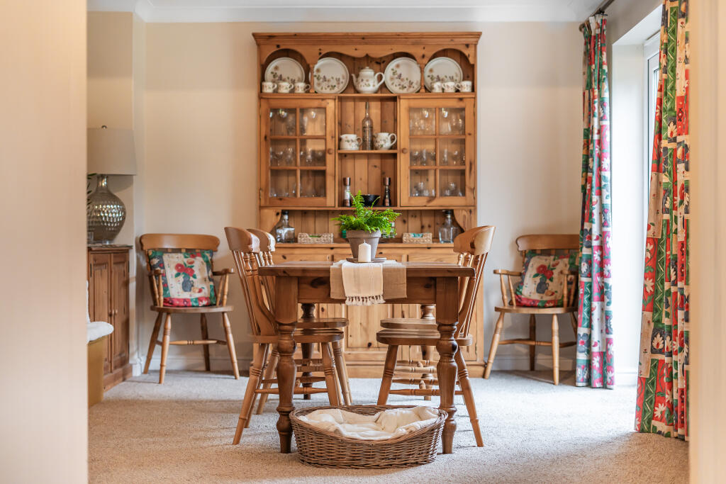 Reception/ Dining Room