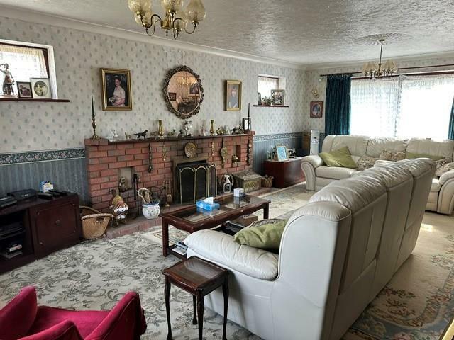 Sitting Room.jpg