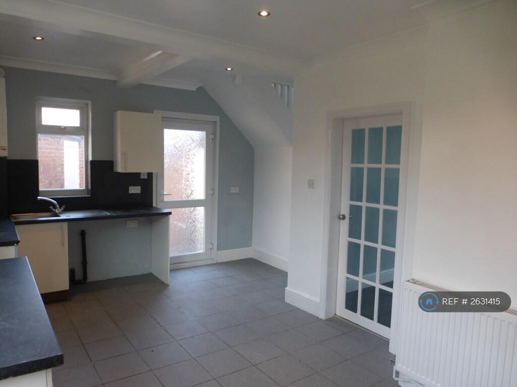Kitchen 3