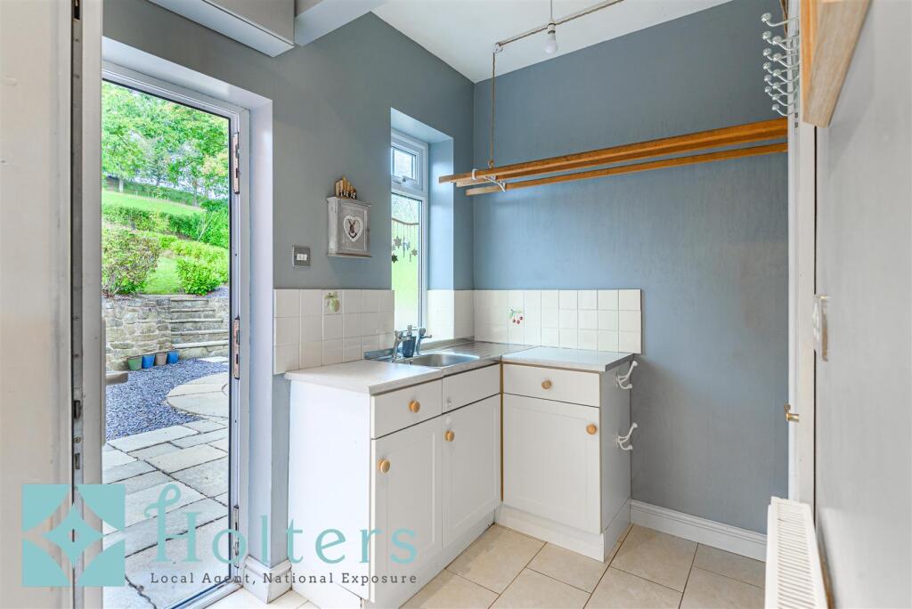 HOLT - Heulfron Bettws Cedewain-12.jpg