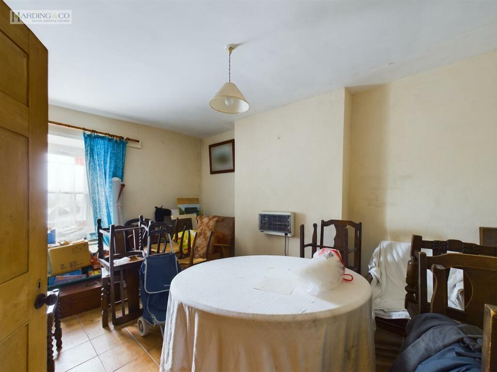 Sitting Room .1 (16).jpg