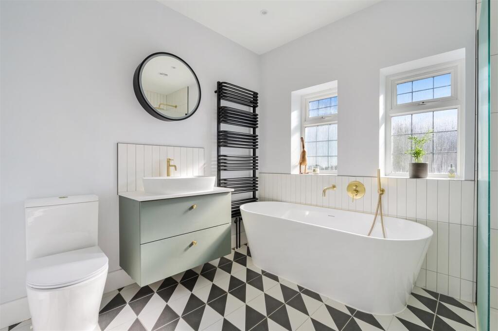 WHITE BEAM WAY, 22 (1).jpg