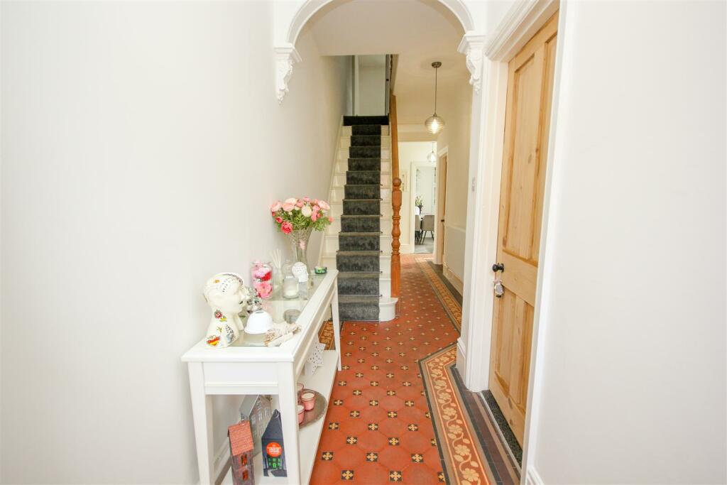 Entrance Hall.jpg