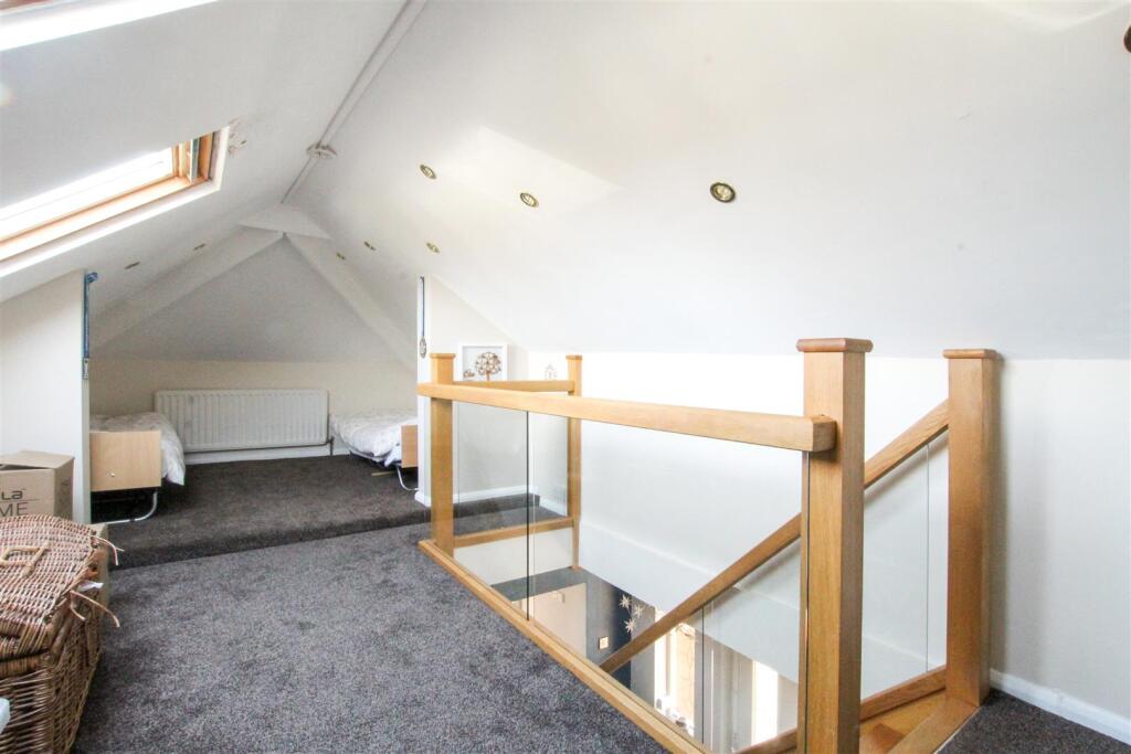 Loft-room-2.jpg