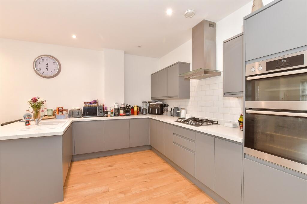 Kitchen/ Lounge/Diner