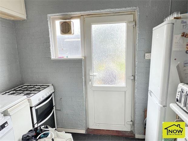 Secondary kitchen/utility