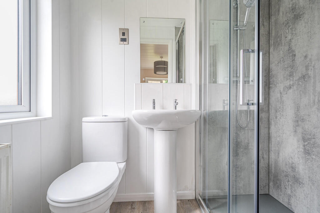 En-Suite Shower R...