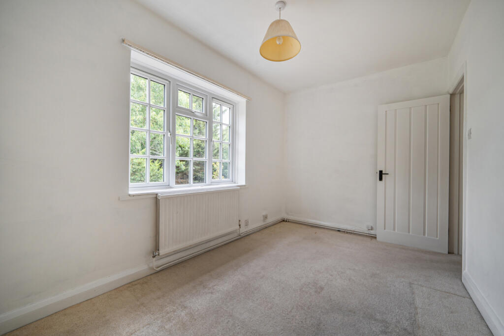 1329335-2-6887457...