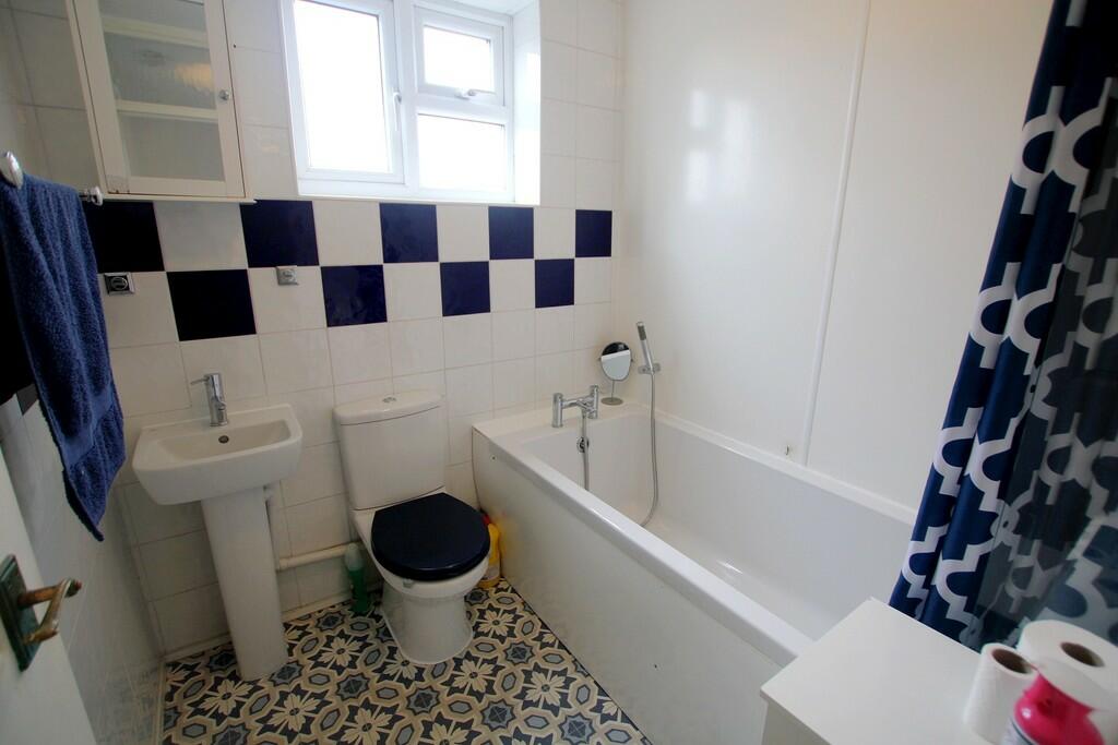 Bathroom01