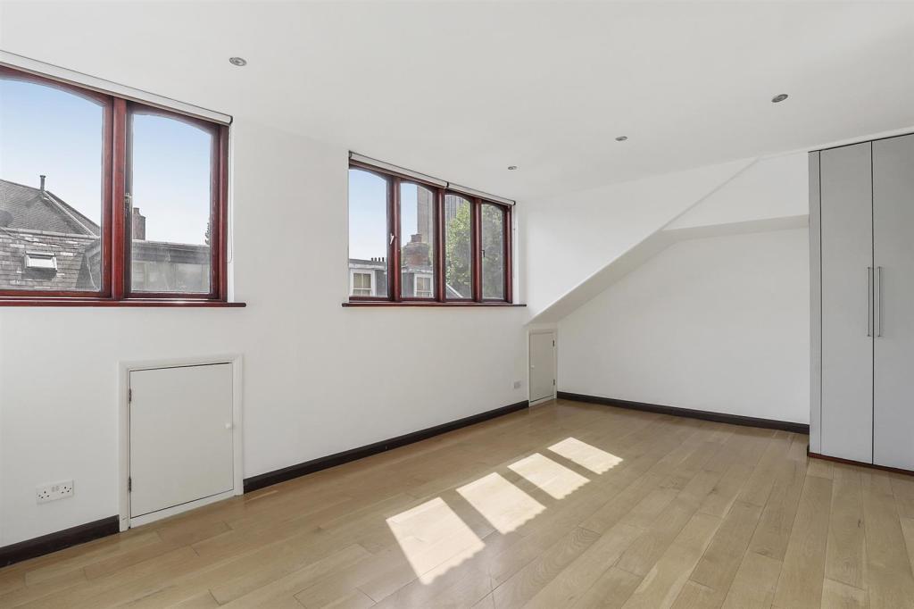 12 Eton Garages, Lambolle Place - jHSbd7vdqP7AWo3G