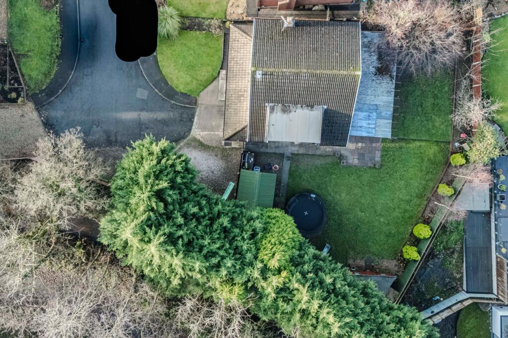 Pine Grove, Chorley, PR6