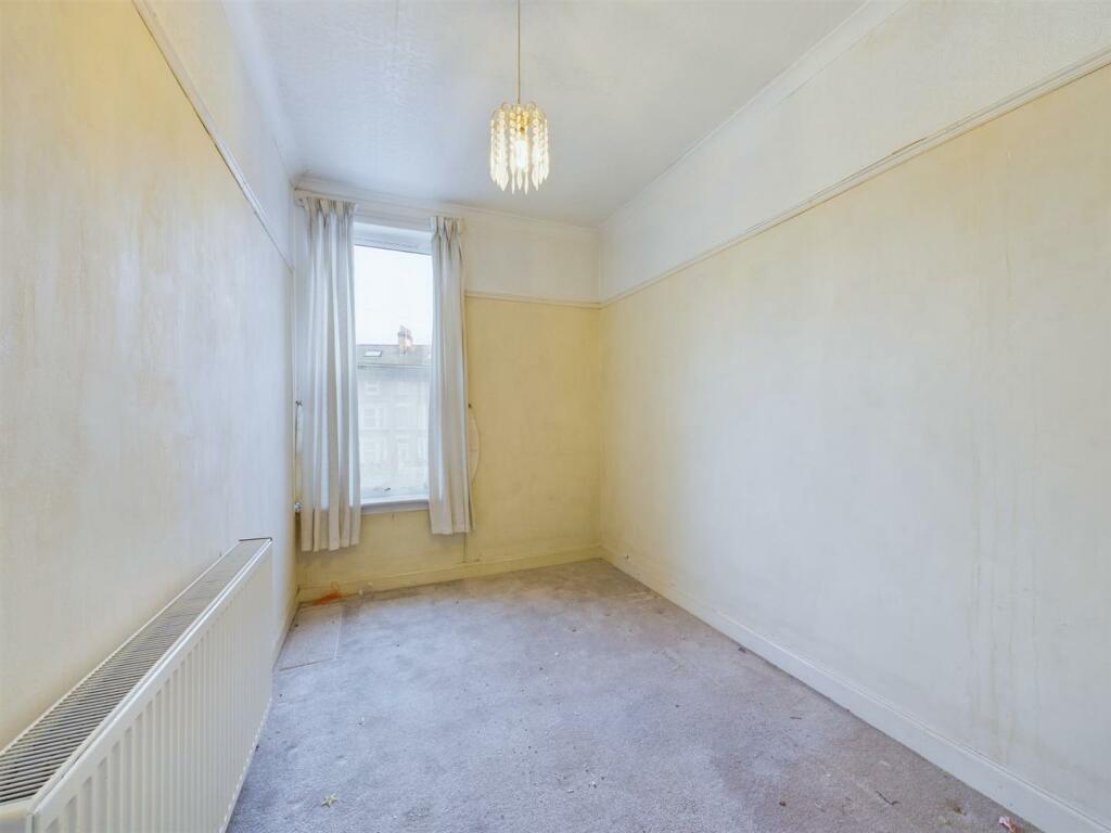 Bedroom: